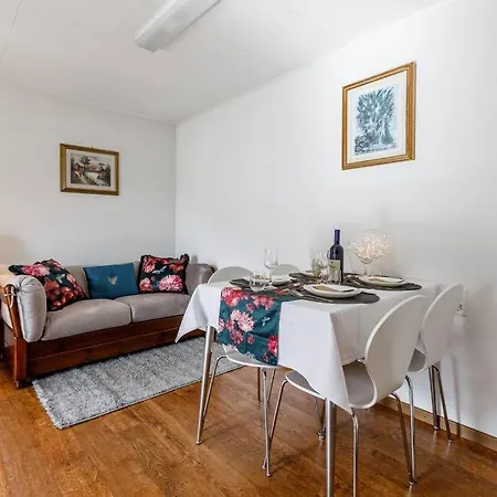 Casa Battilana Li Curt - *